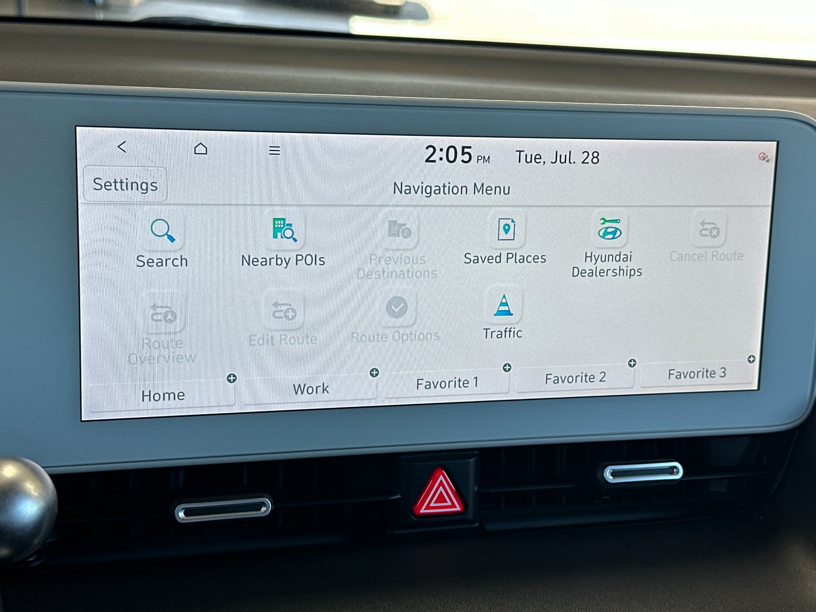 Used 2023 Gold Hyundai SEL image 18