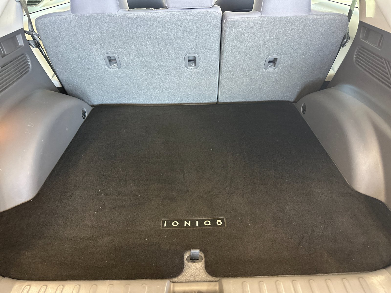 Used 2024 Black Hyundai SEL image 14