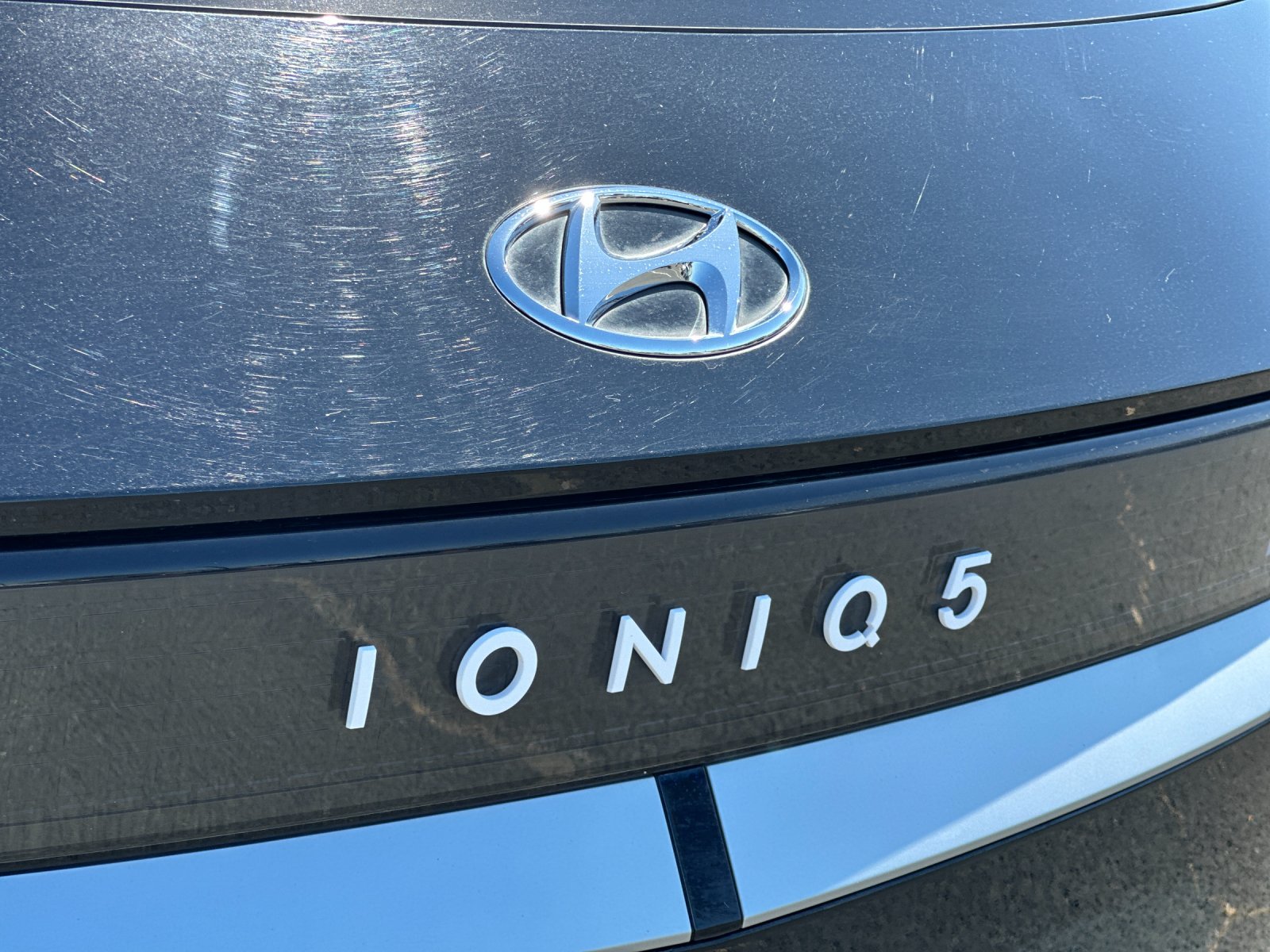Used 2024 Black Hyundai SEL image 25