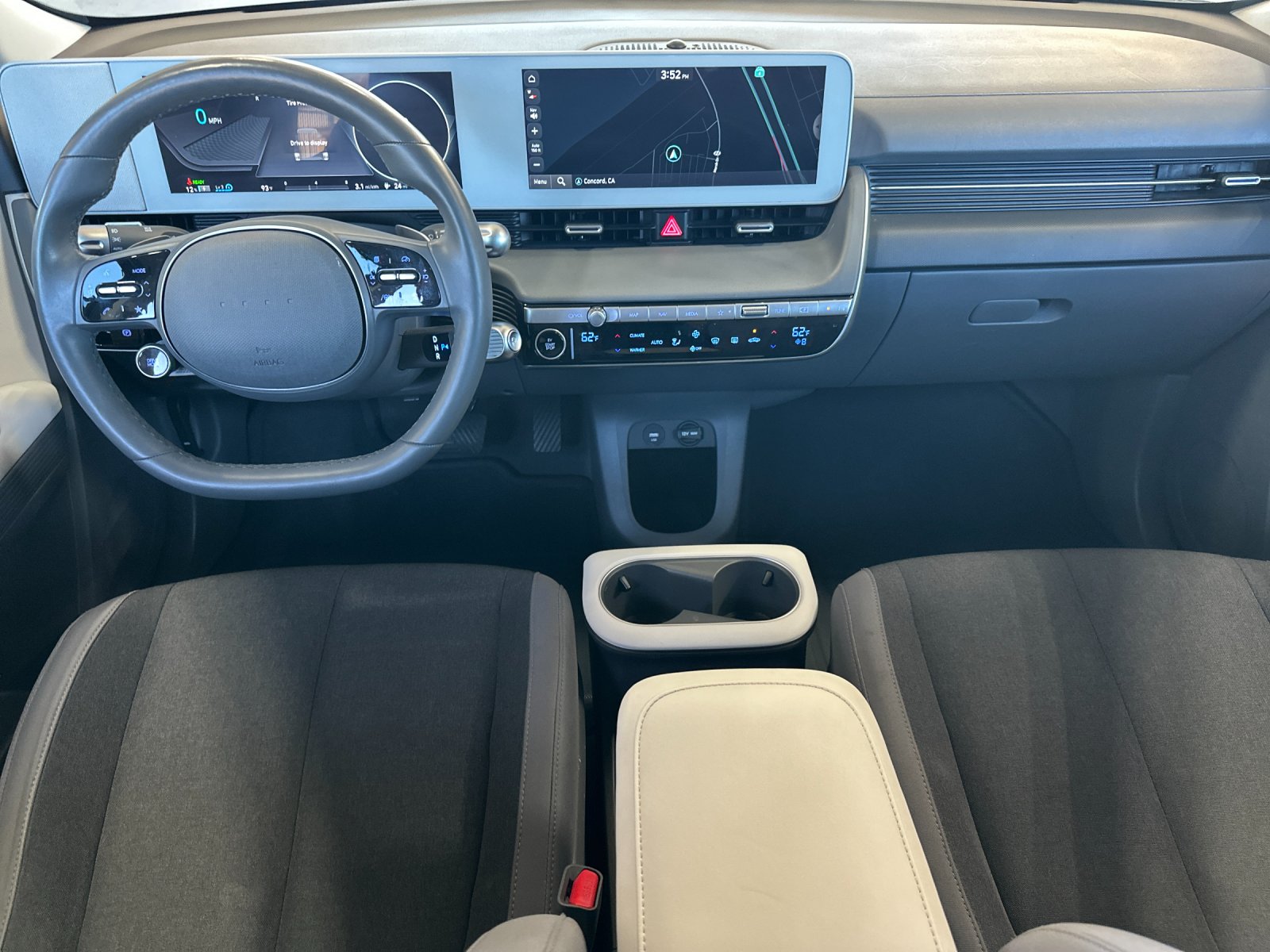 Used 2024 Black Hyundai SEL image 12