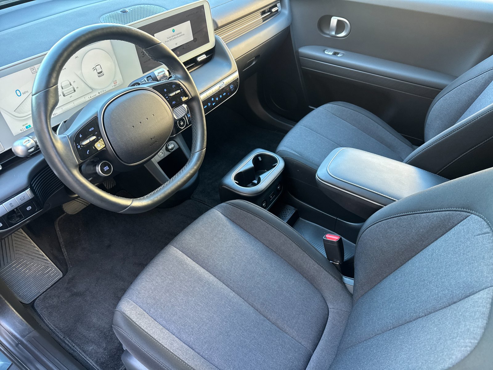 Used 2024 Green Hyundai SEL image 9