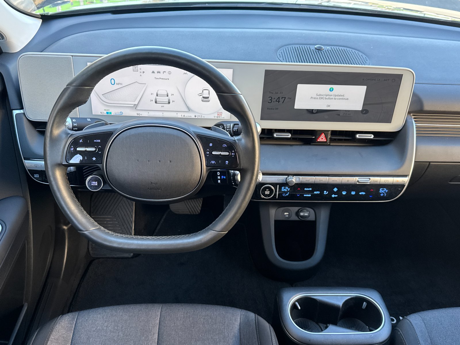 Used 2024 Green Hyundai SEL image 13