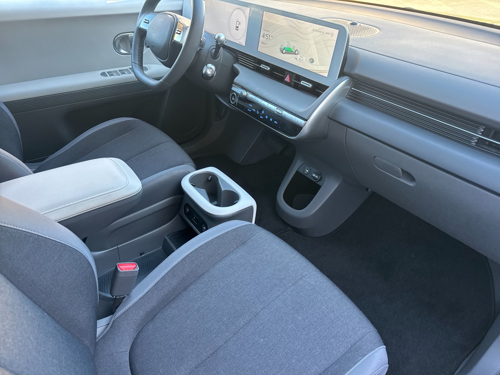 Used 2024 Green Hyundai SEL image 15