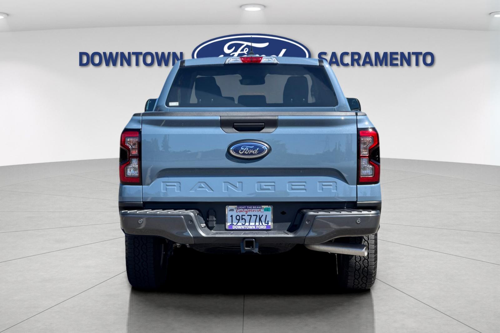 New 2025 Azure Gray Metallic Ford XLT image 9