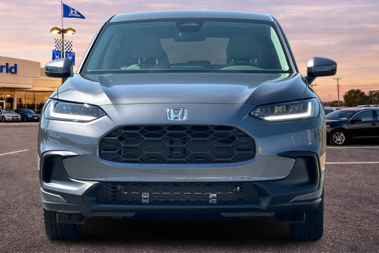 New 2027 Modern Steel Metallic Honda LX image 9