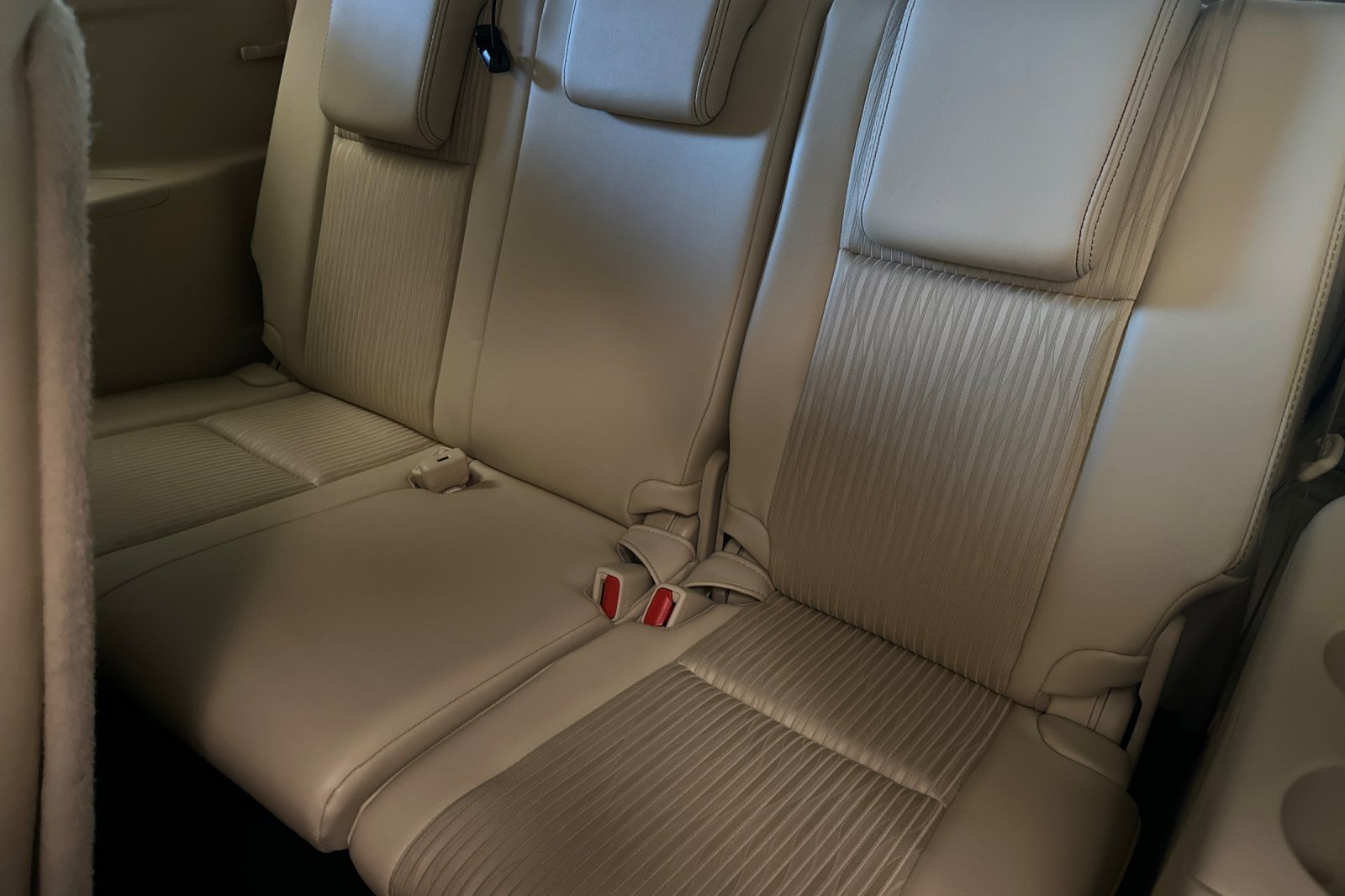 Used 2016 Gray Toyota LE Plus V6 image 15