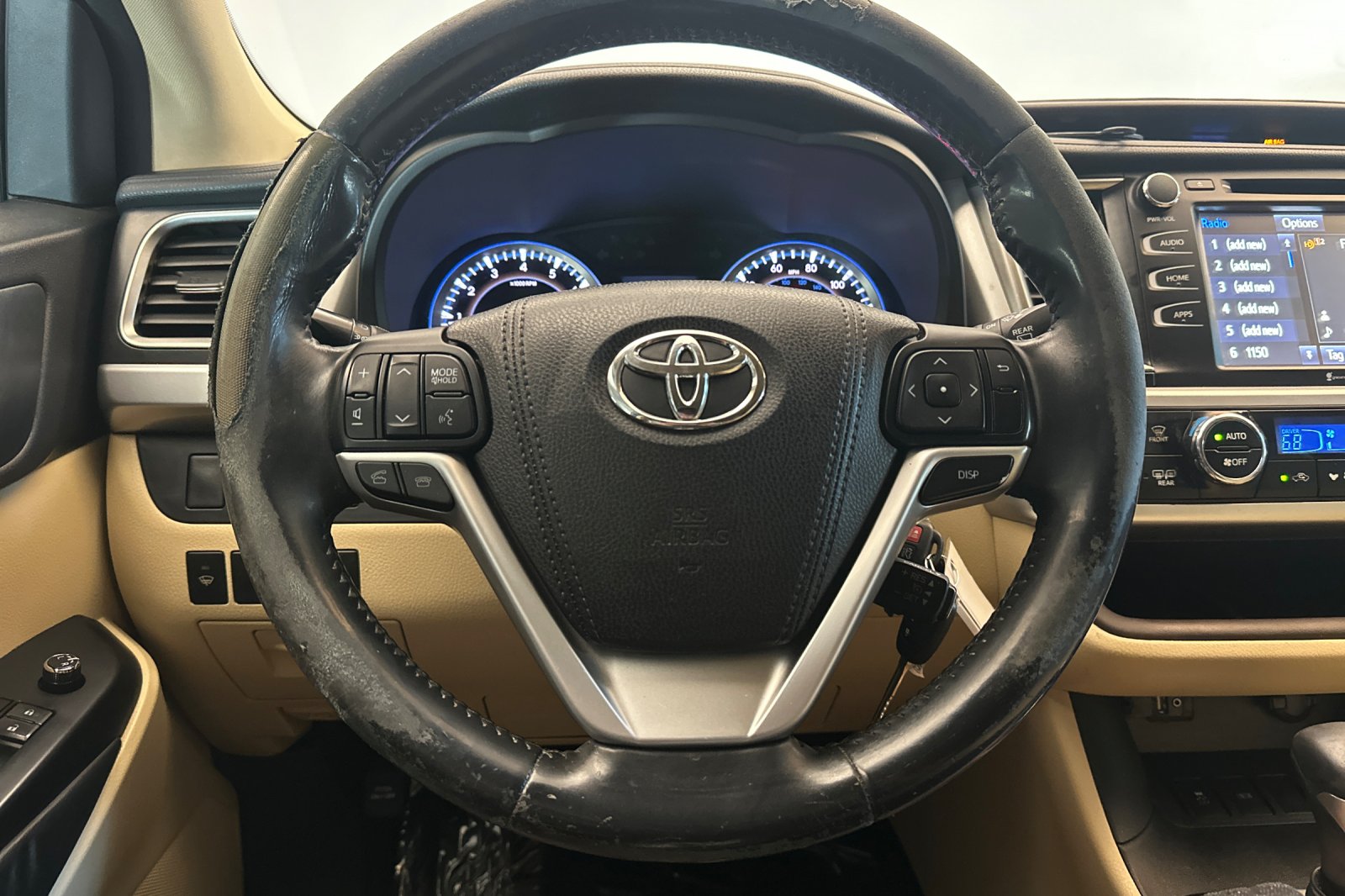Used 2016 Gray Toyota LE Plus V6 image 23