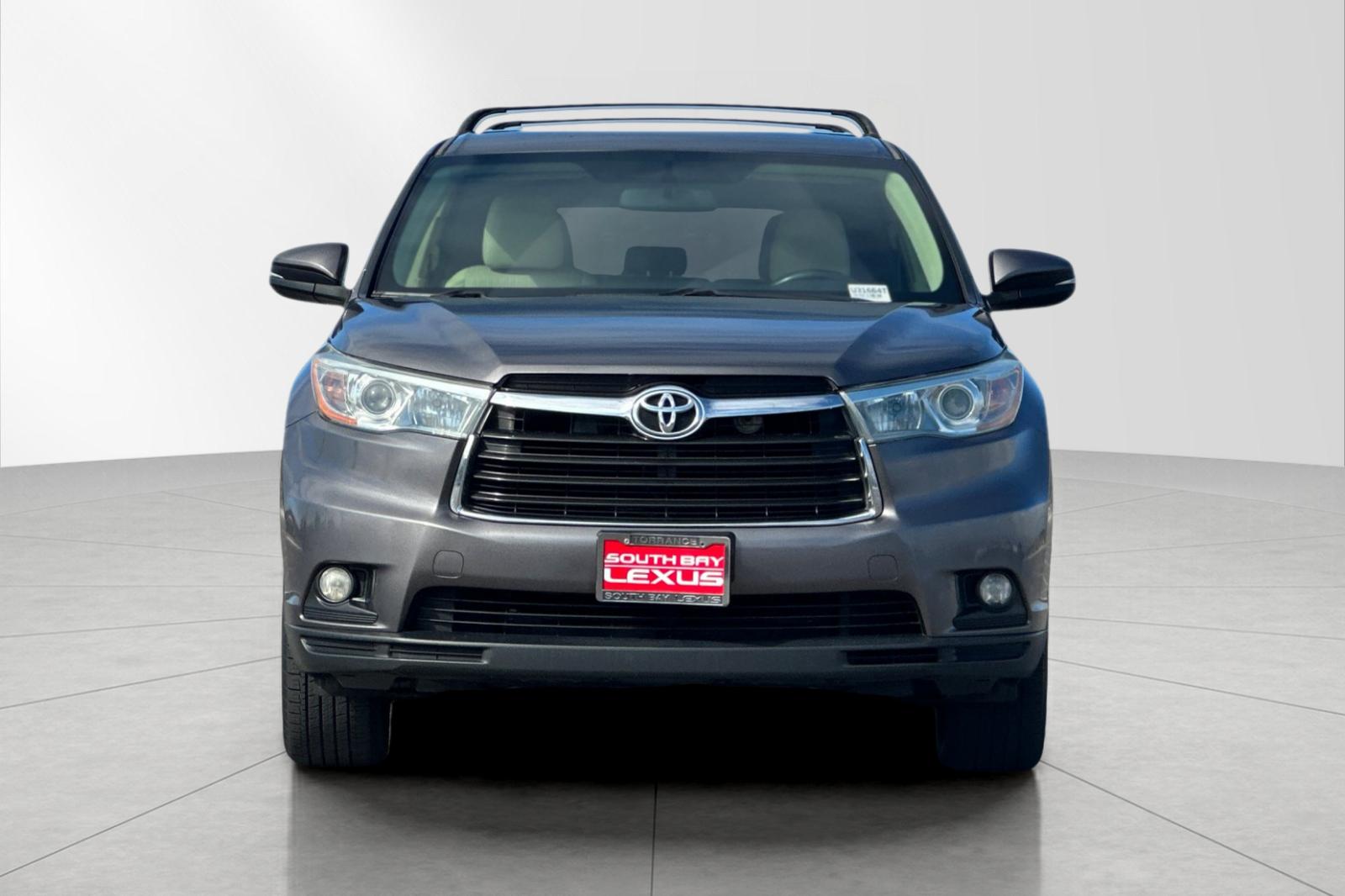 Used 2016 Gray Toyota LE Plus V6 image 9