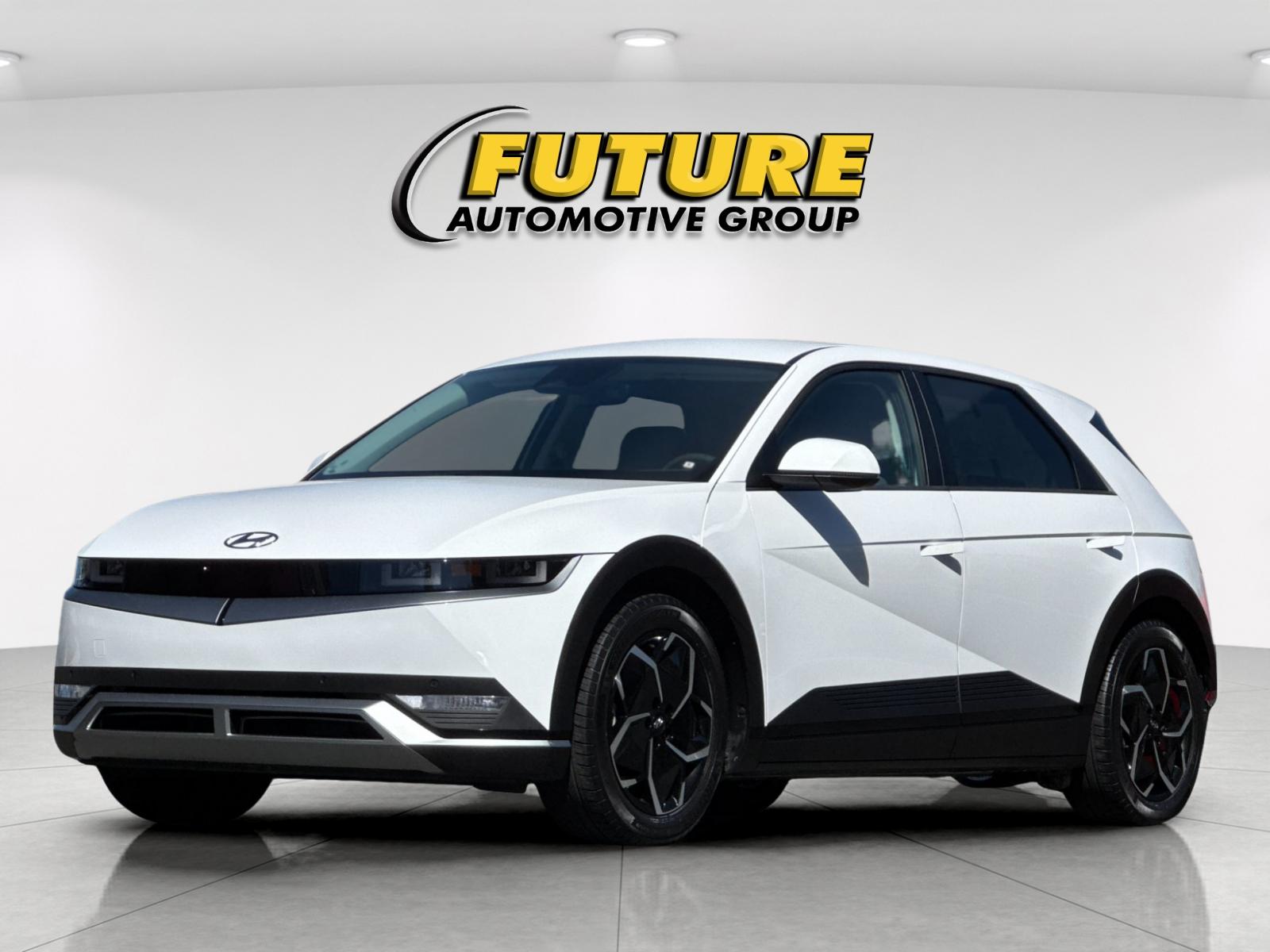 Used 2024 White Hyundai SEL image 8