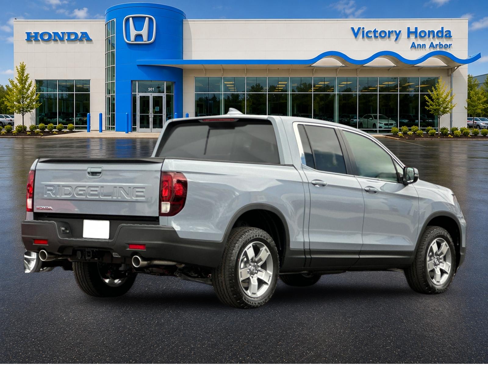 New 2026 Sonic Gray Pearl Honda RTL image 5