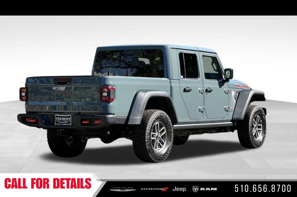 New 2026 Anvil Clear-Coat Exterior Paint Jeep Mojave image 3