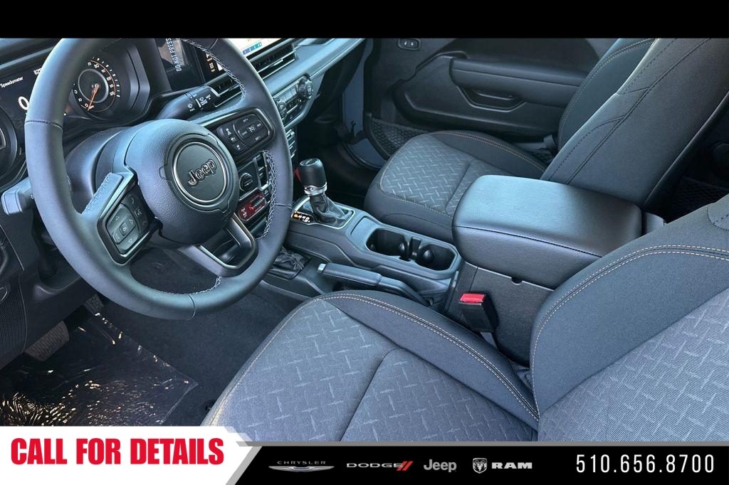 New 2026 Anvil Clear-Coat Exterior Paint Jeep Mojave image 9