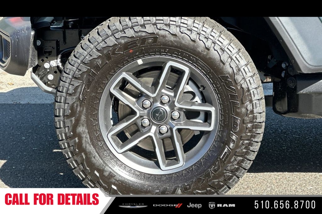 New 2026 Anvil Clear-Coat Exterior Paint Jeep Mojave image 22