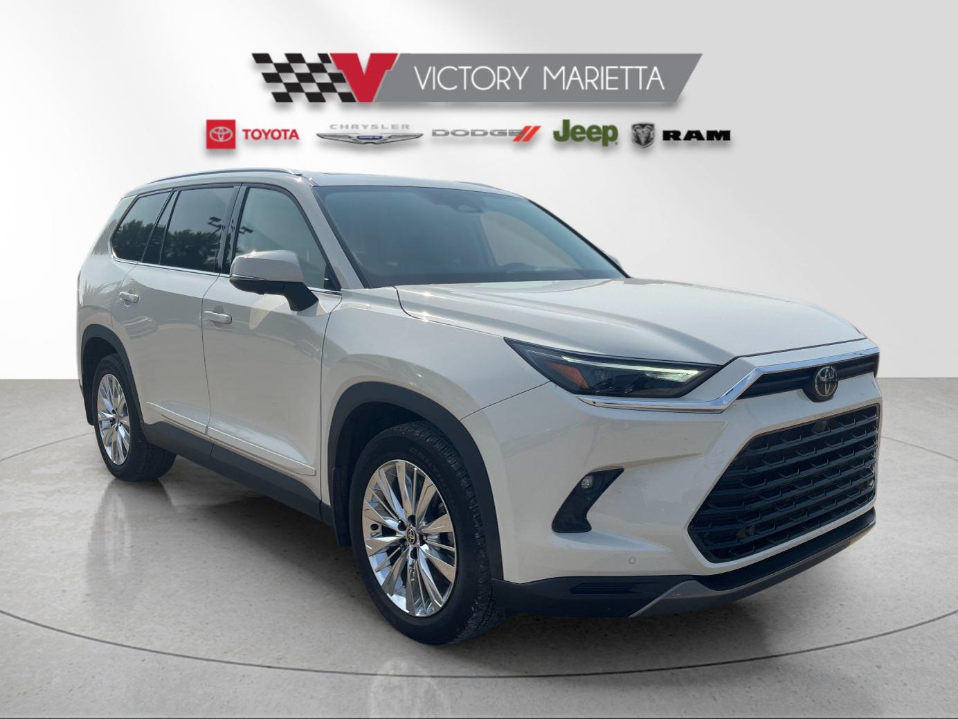 Used 2024 White Toyota Platinum image 7