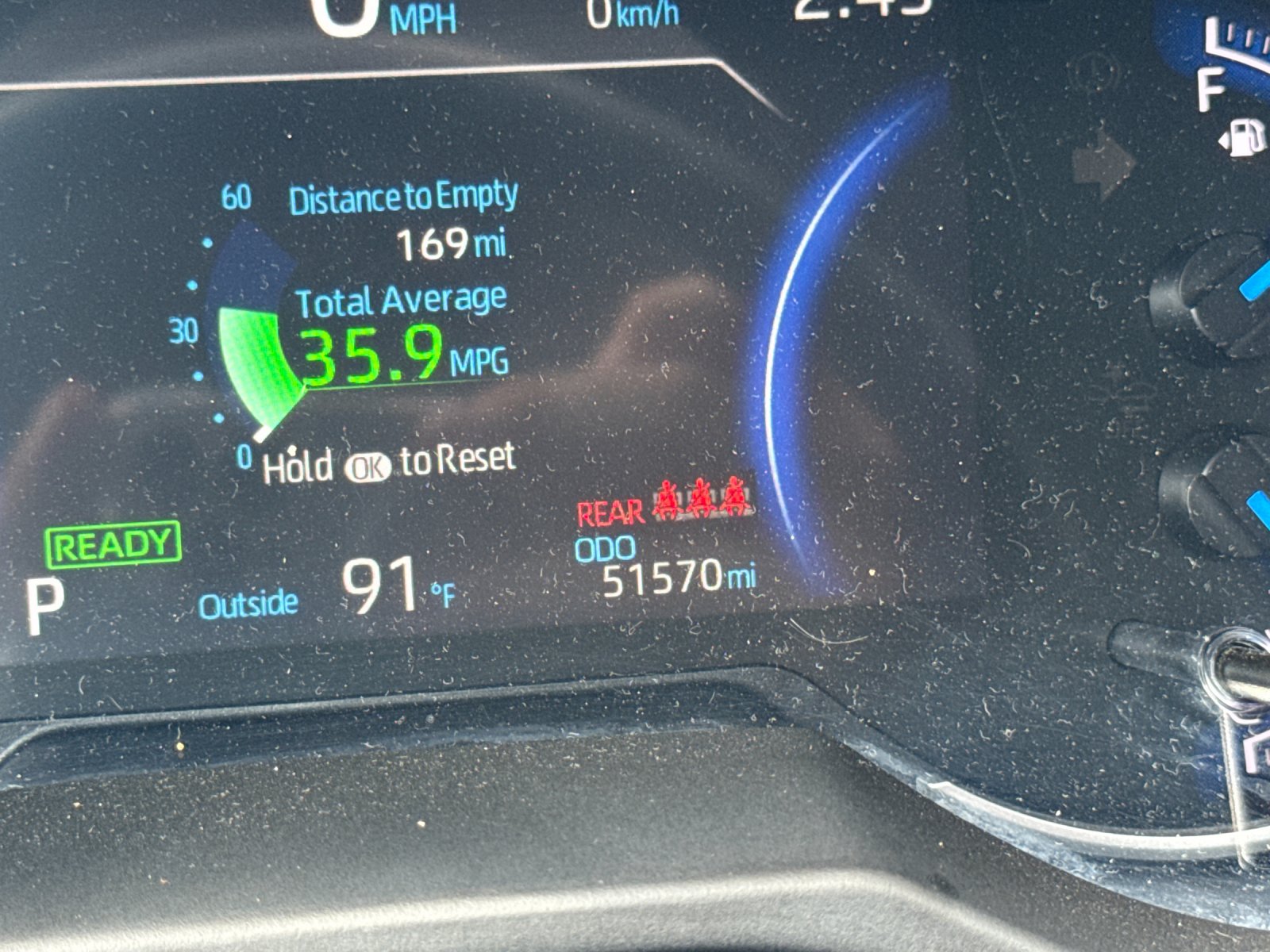 Used 2025 White Toyota LE image 19