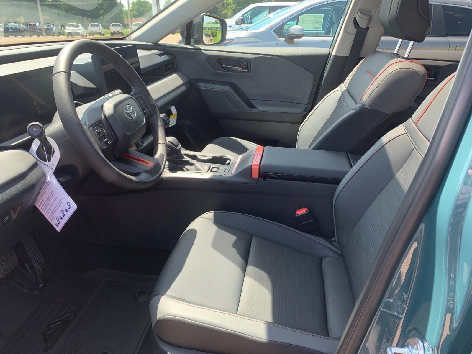 Used 2026  Toyota Woodland image 12