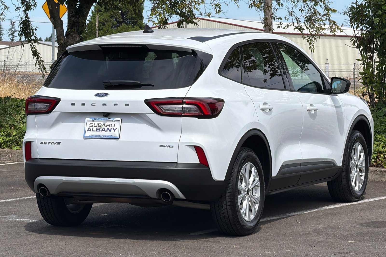 Used 2025 Oxford White Ford Active image 4
