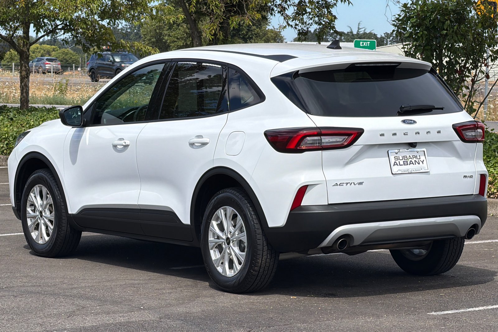 Used 2025 Oxford White Ford Active image 6
