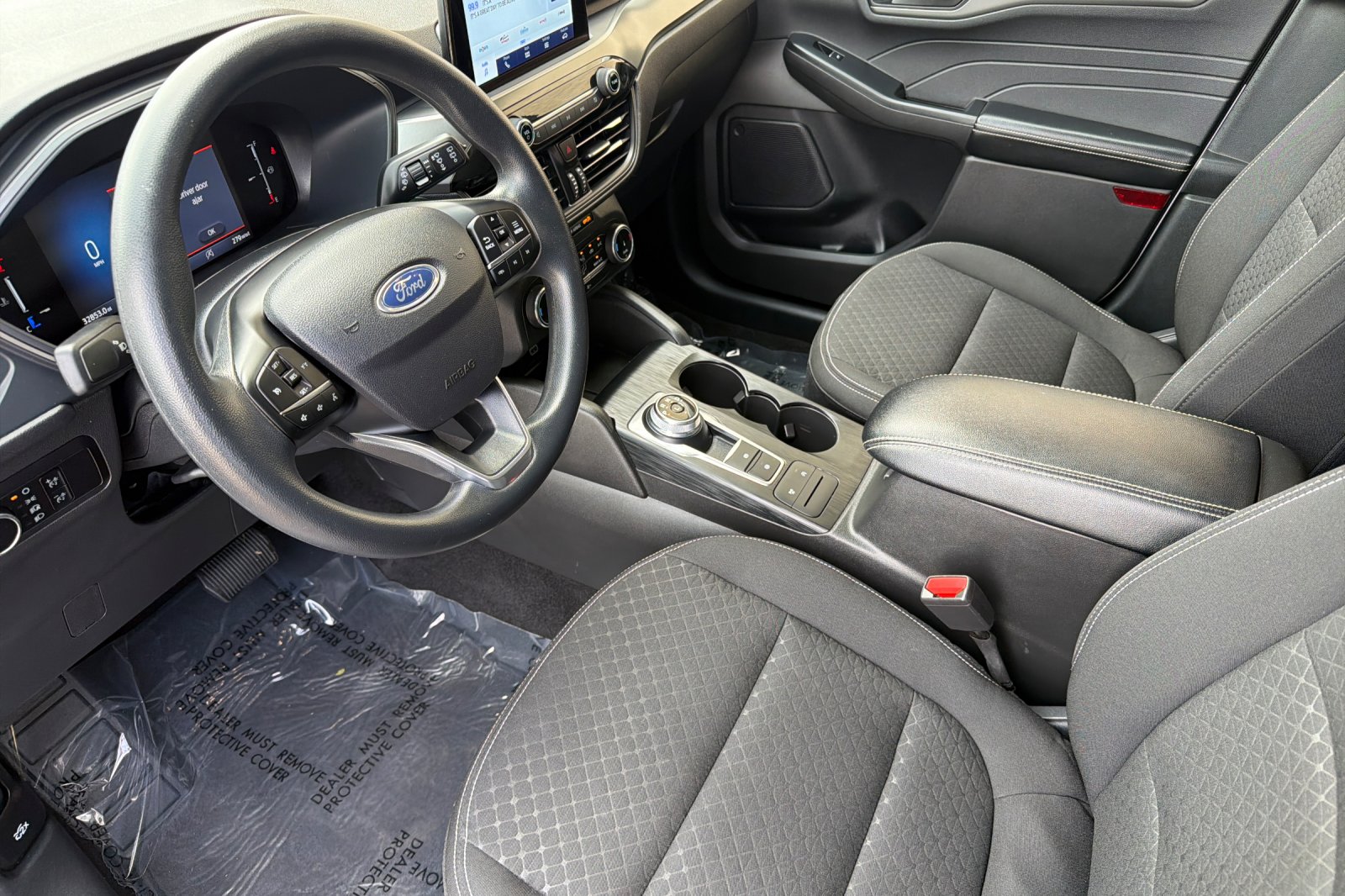 Used 2025 Oxford White Ford Active image 10