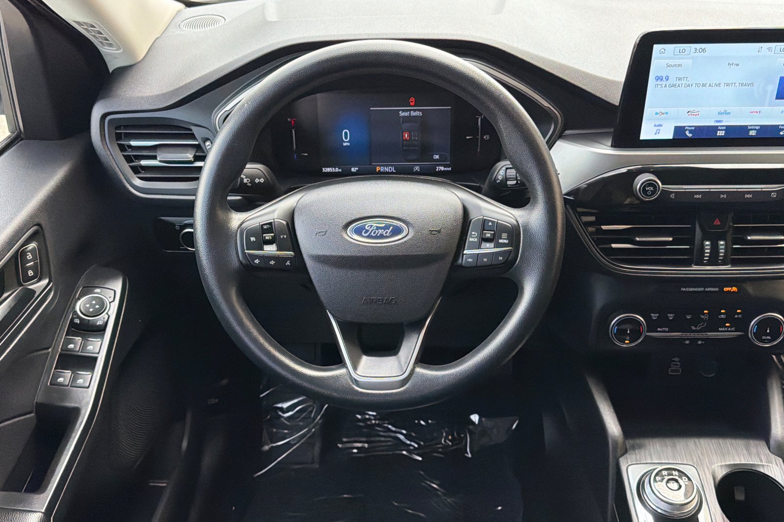 Used 2025 Oxford White Ford Active image 14