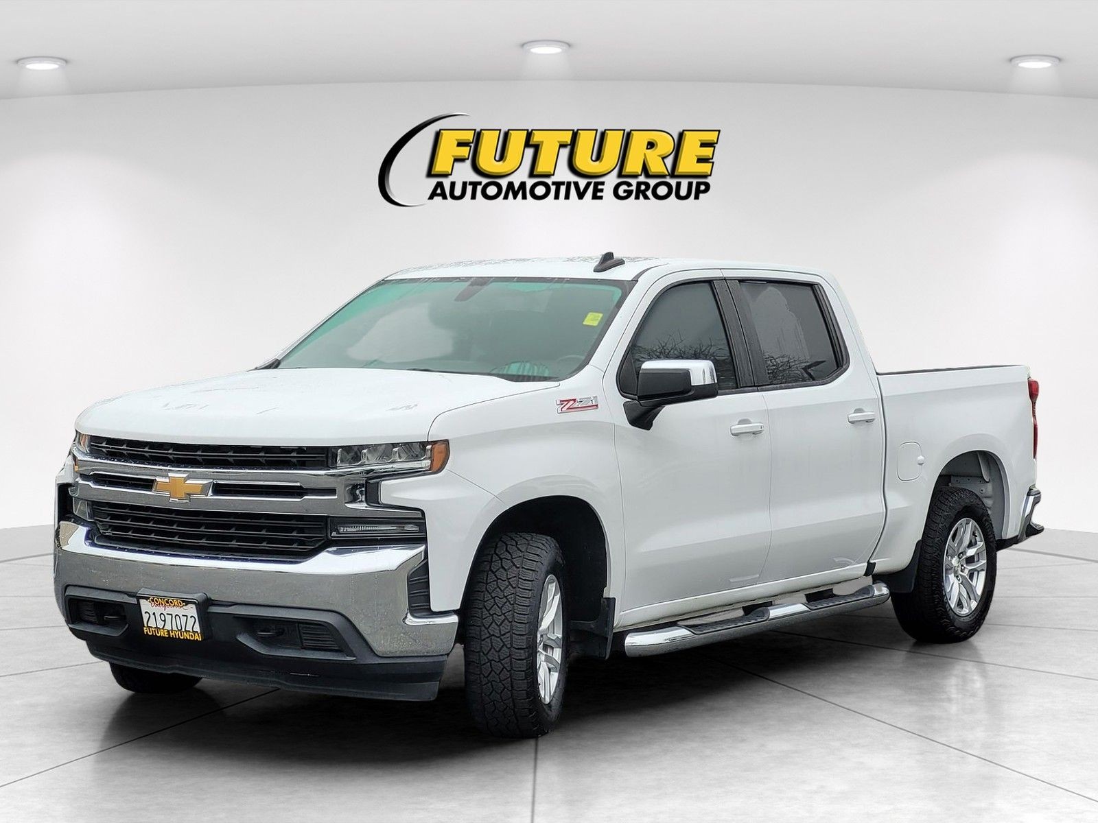 Used 2020 White Chevrolet LT image 2