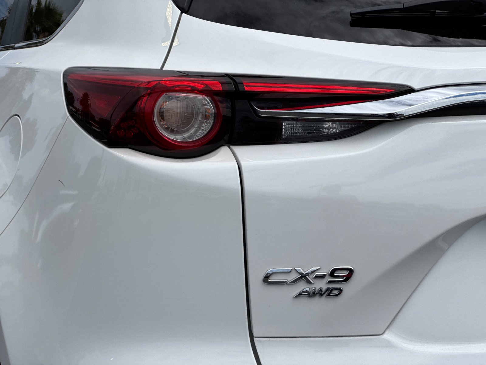 Used 2018 White Mazda Sport image 27