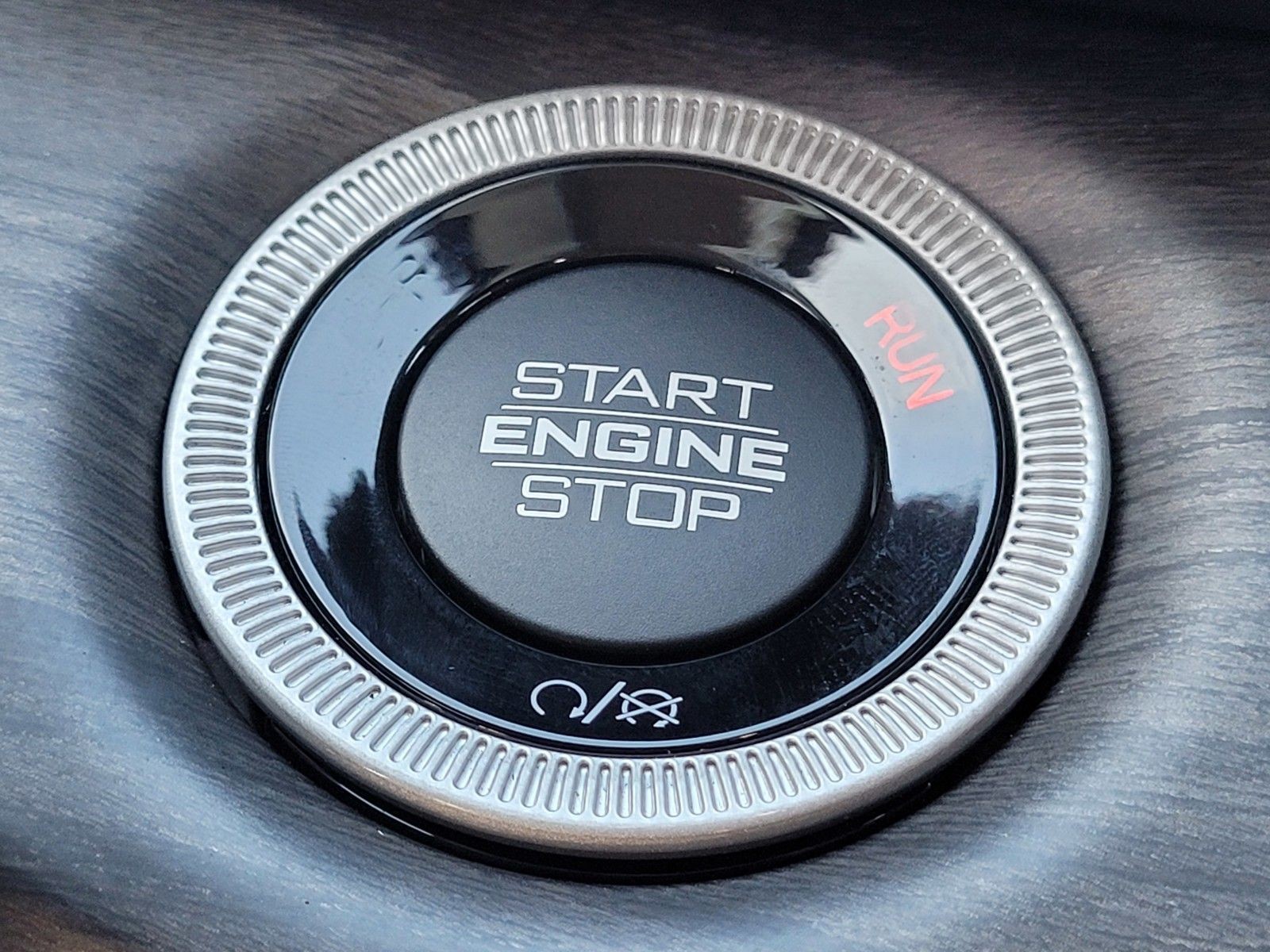Used 2024  Jeep 4xe image 22