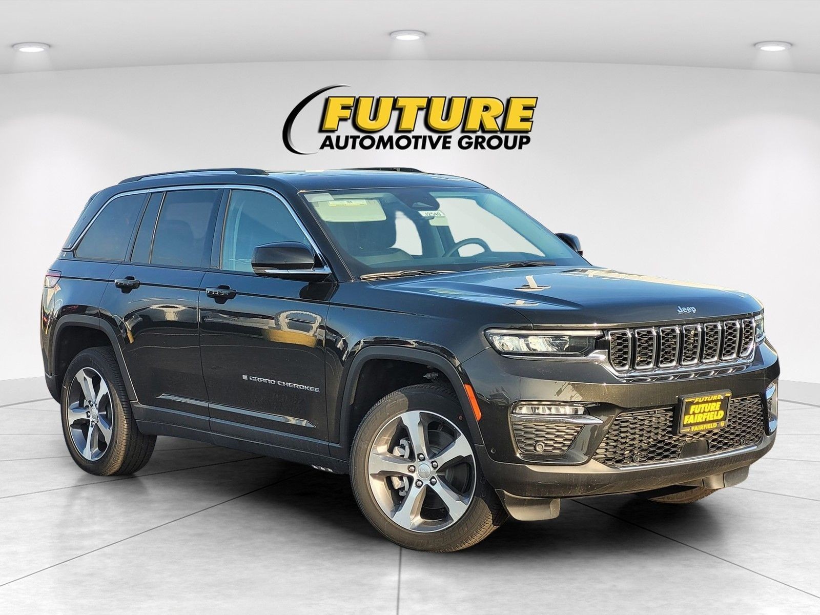 Used 2024  Jeep 4xe image 26