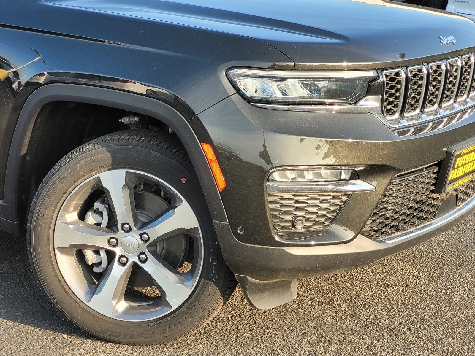 Used 2024  Jeep 4xe image 34