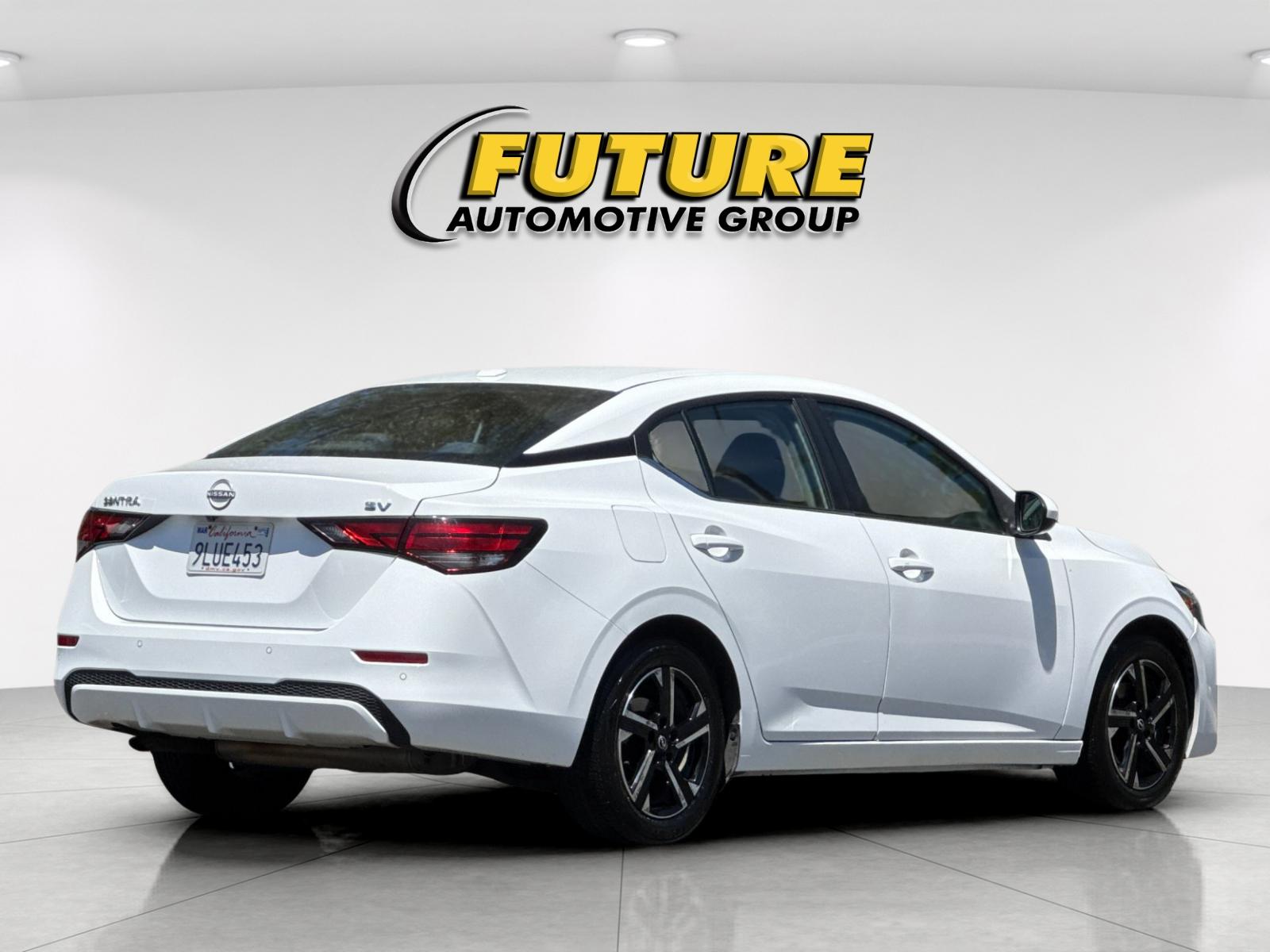 Used 2024 White Nissan SV image 4