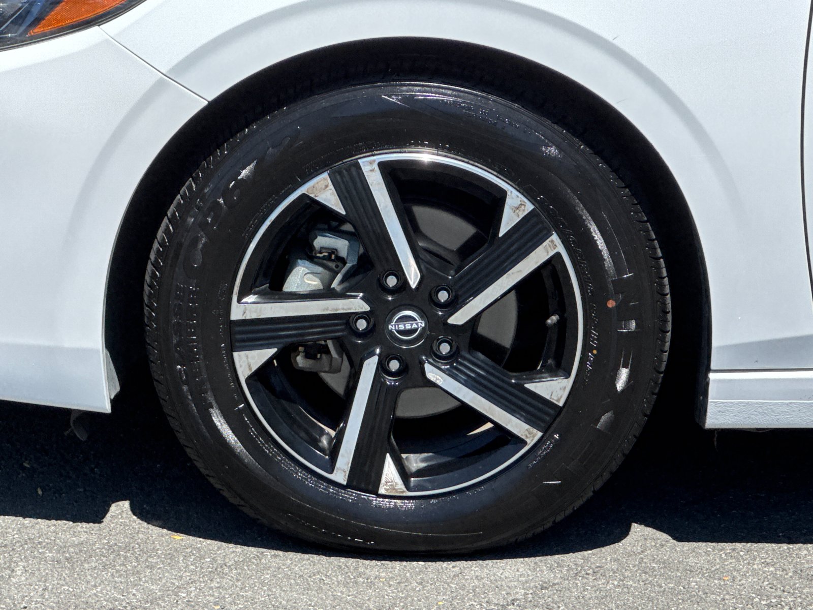 Used 2024 White Nissan SV image 24