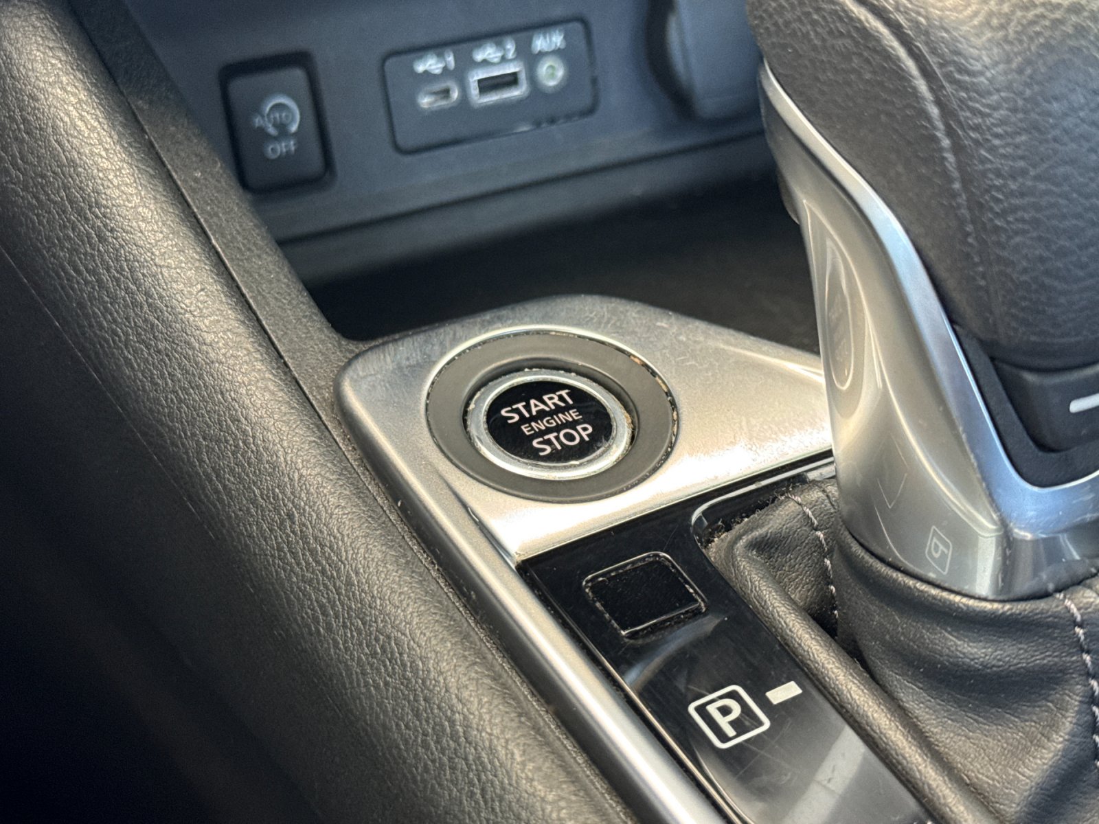 Used 2024 White Nissan SV image 21
