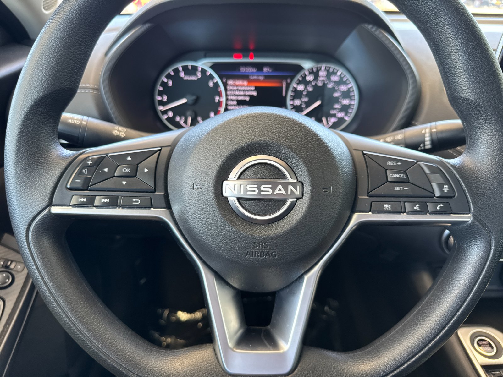 Used 2024 White Nissan SV image 22