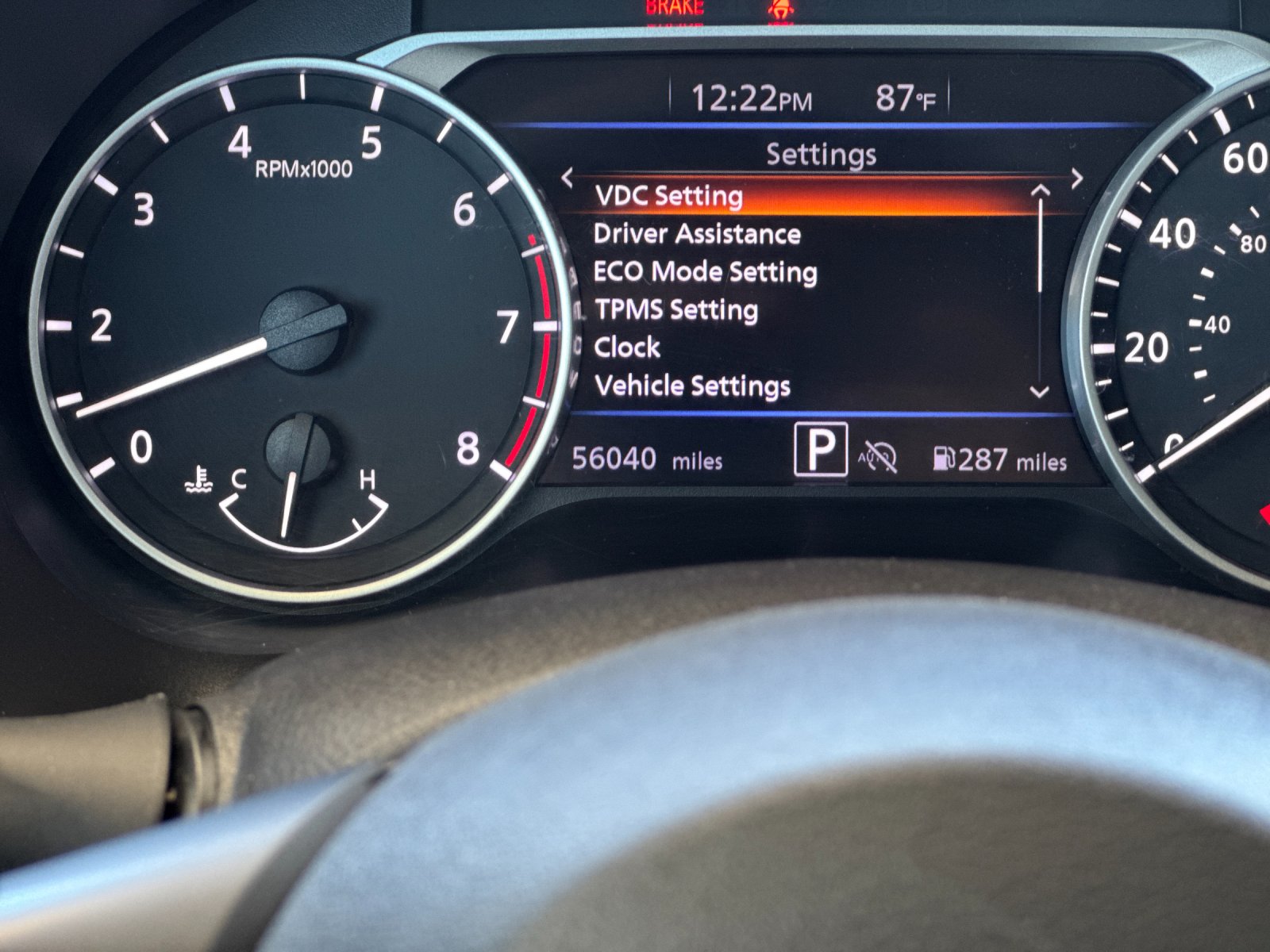 Used 2024 White Nissan SV image 26