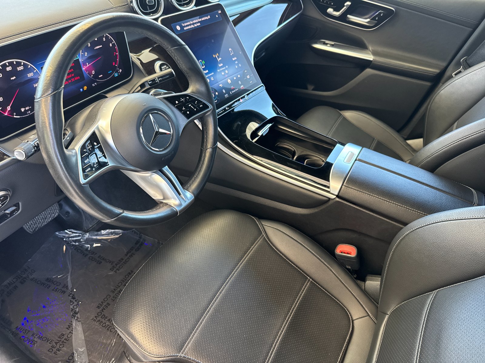 Used 2024 White Mercedes-Benz GLC 300 image 10