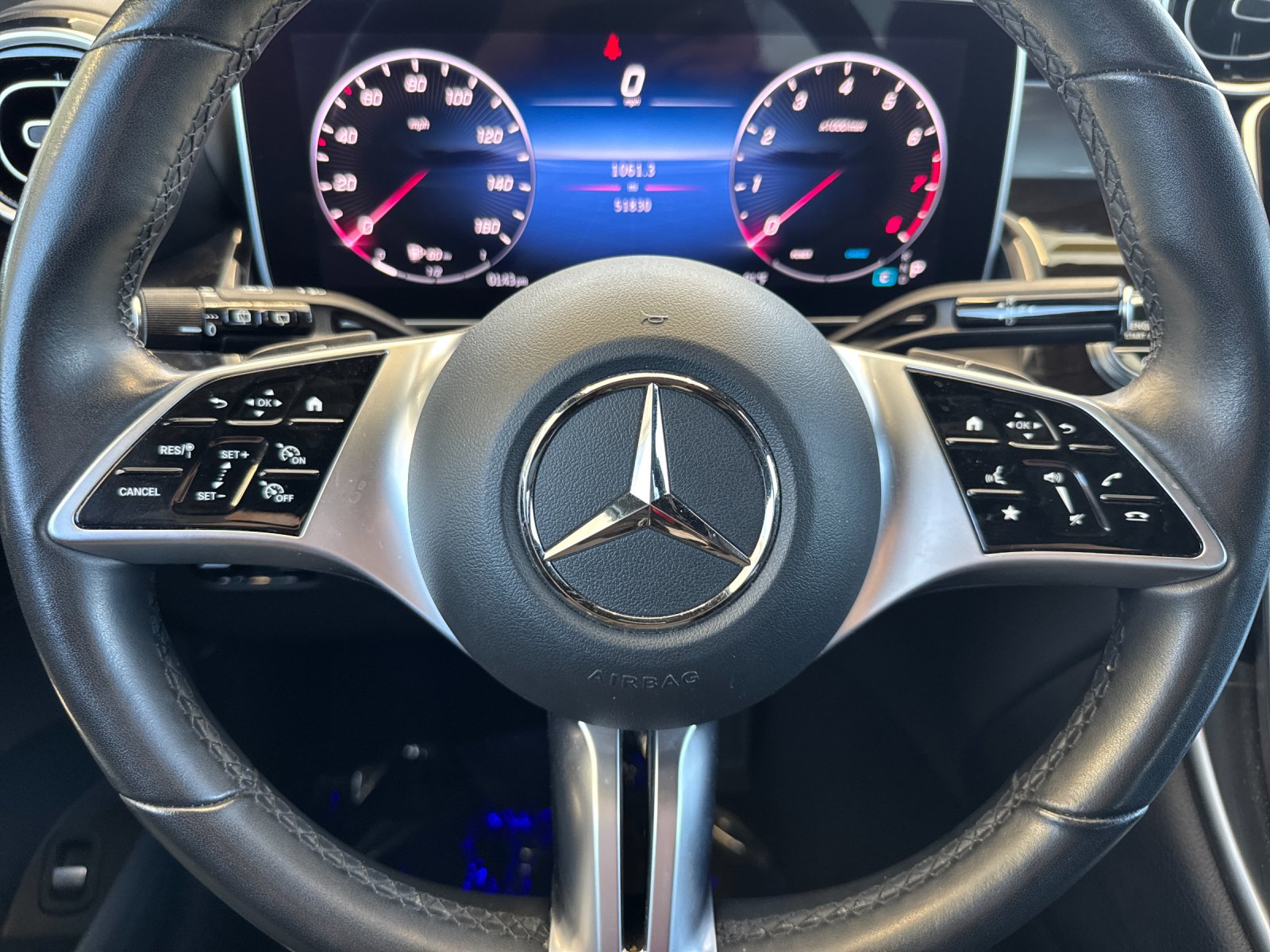 Used 2024 White Mercedes-Benz GLC 300 image 23