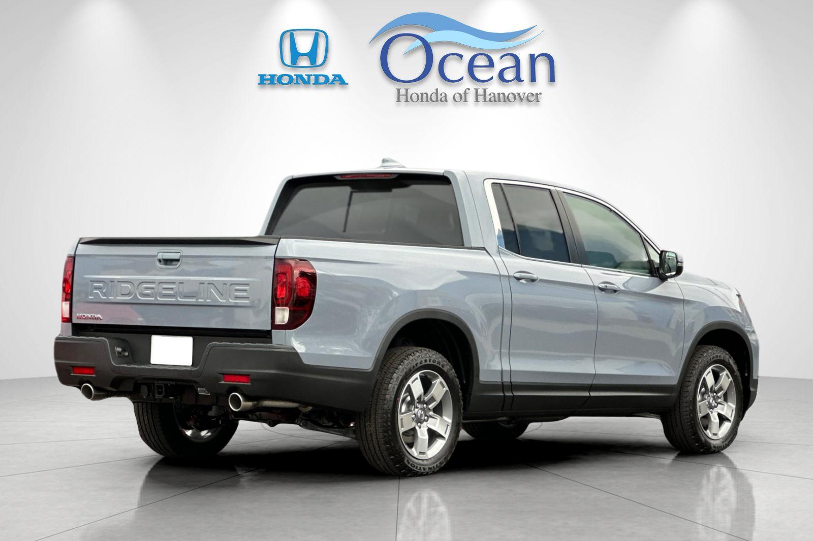 New 2026 Sonic Gray Pearl Honda RTL image 5
