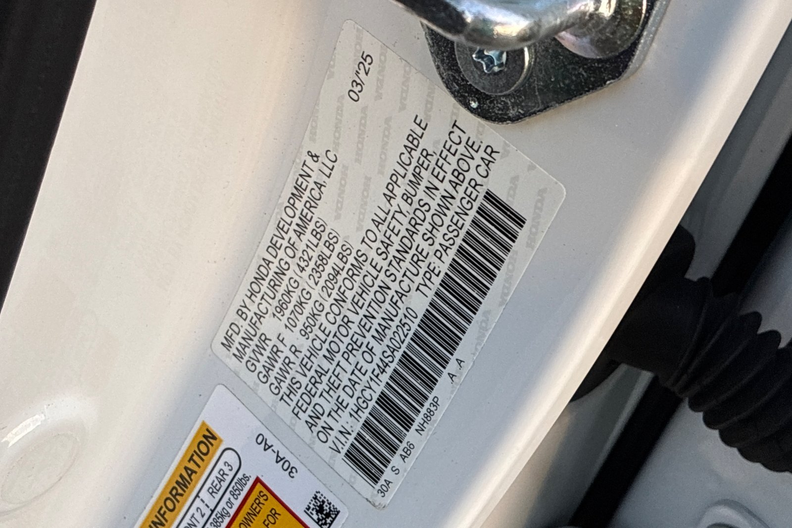 Used 2025 Platinum White Pearl Honda SE image 43