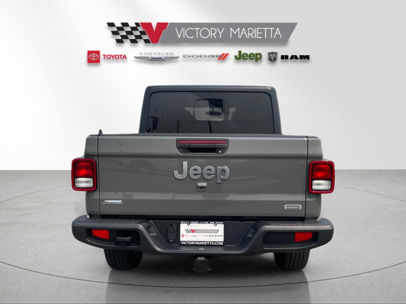 Used 2021 Gray Jeep Overland image 4