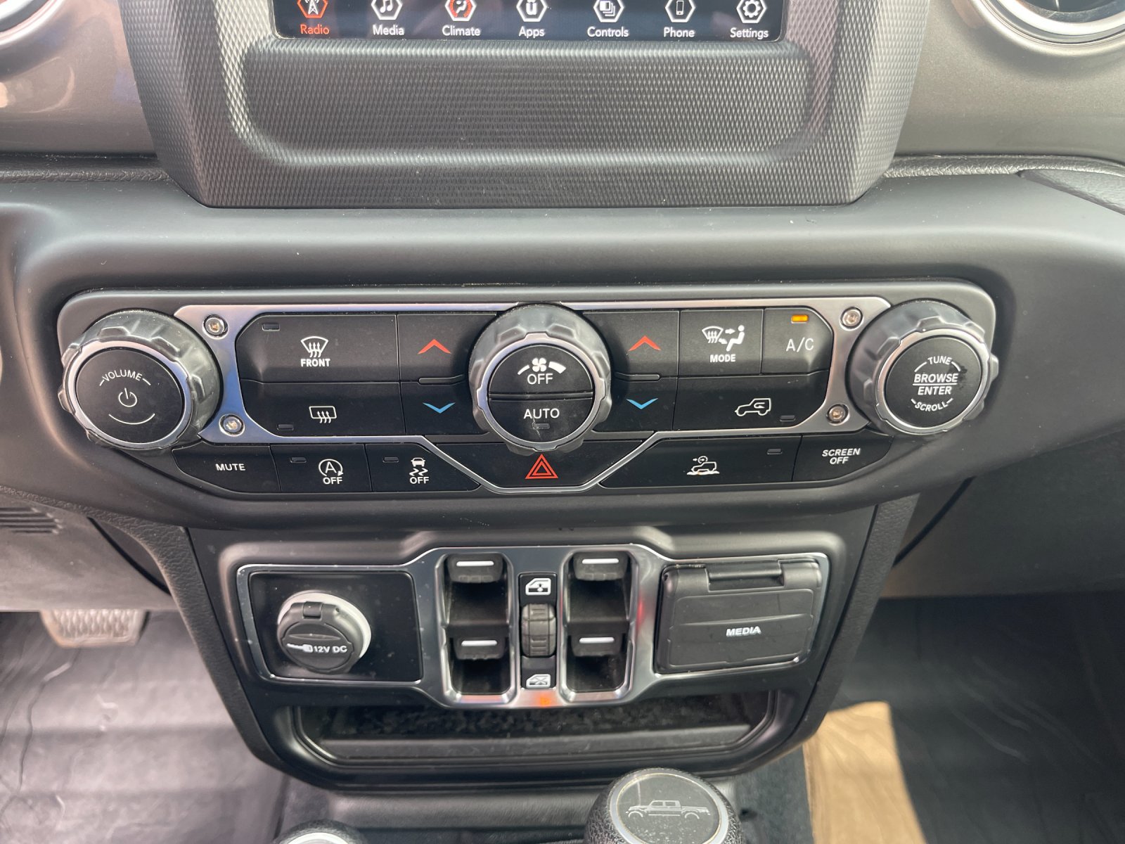 Used 2021 Gray Jeep Overland image 21