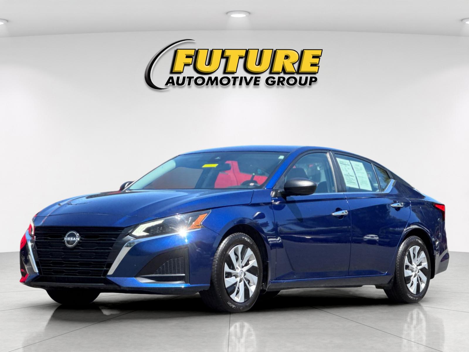 Used 2024 Blue Nissan 2.5 S image 8