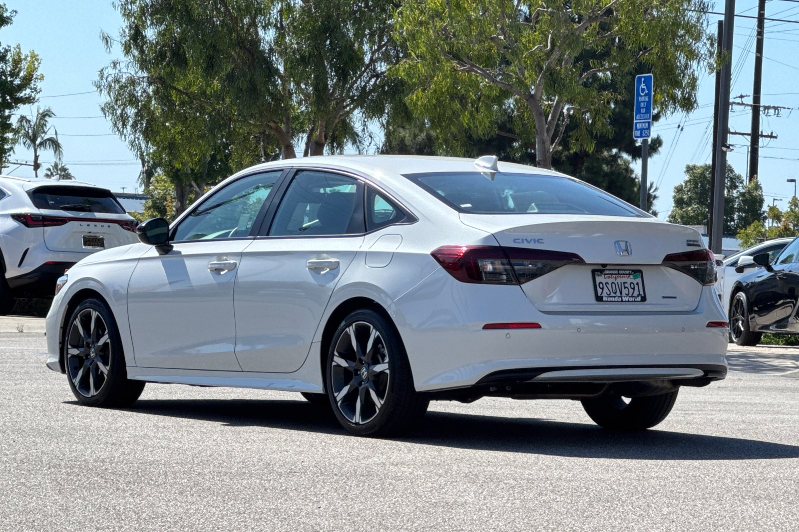 Certified Used 2025 Platinum White Pearl Honda Sport image 6