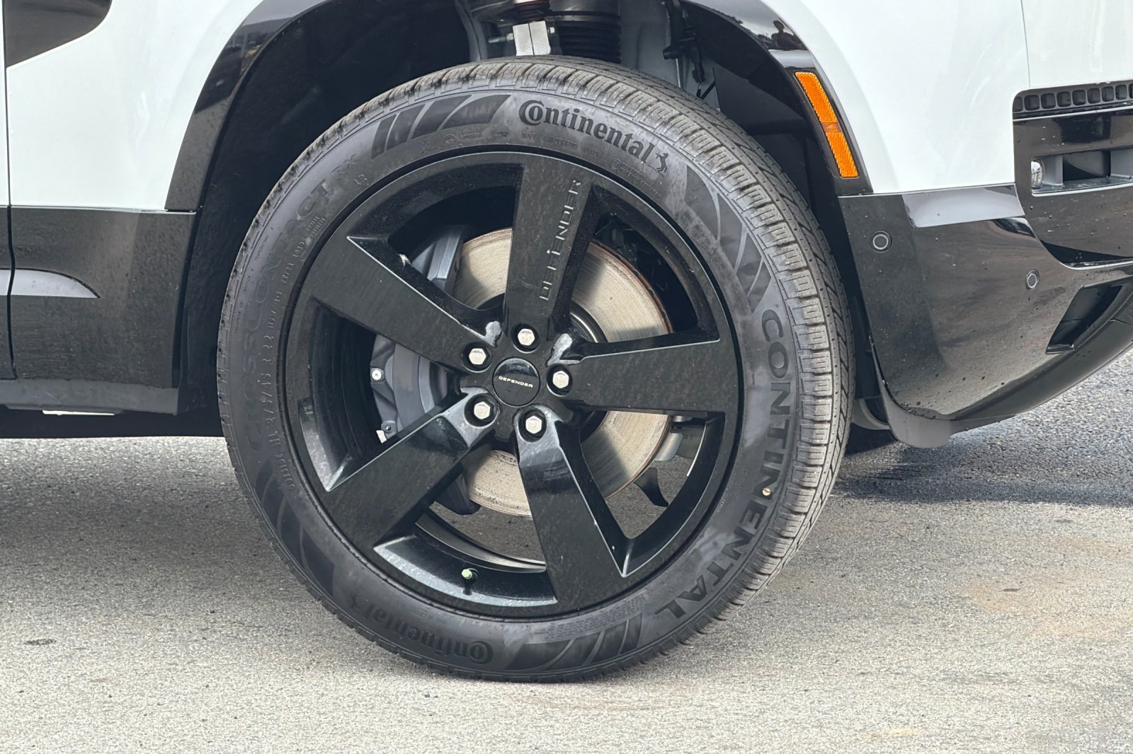 New 2026 Fuji White Land Rover X-Dynamic SE image 26