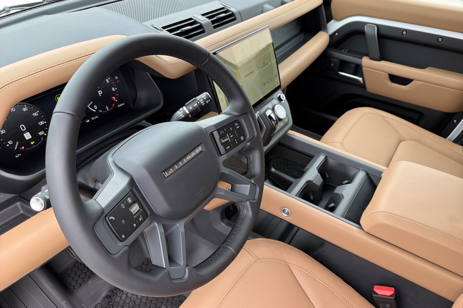 New 2026 Fuji White Land Rover X-Dynamic SE image 10
