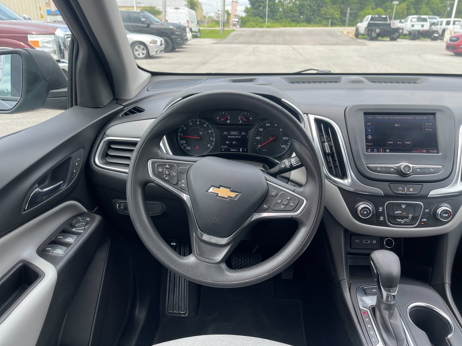 Used 2022 Gray Chevrolet LS image 16