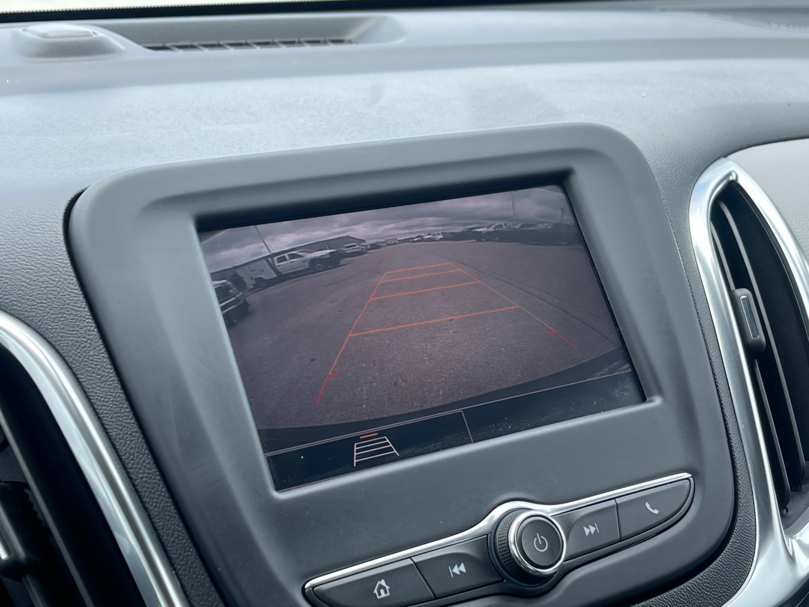 Used 2022 Gray Chevrolet LS image 21