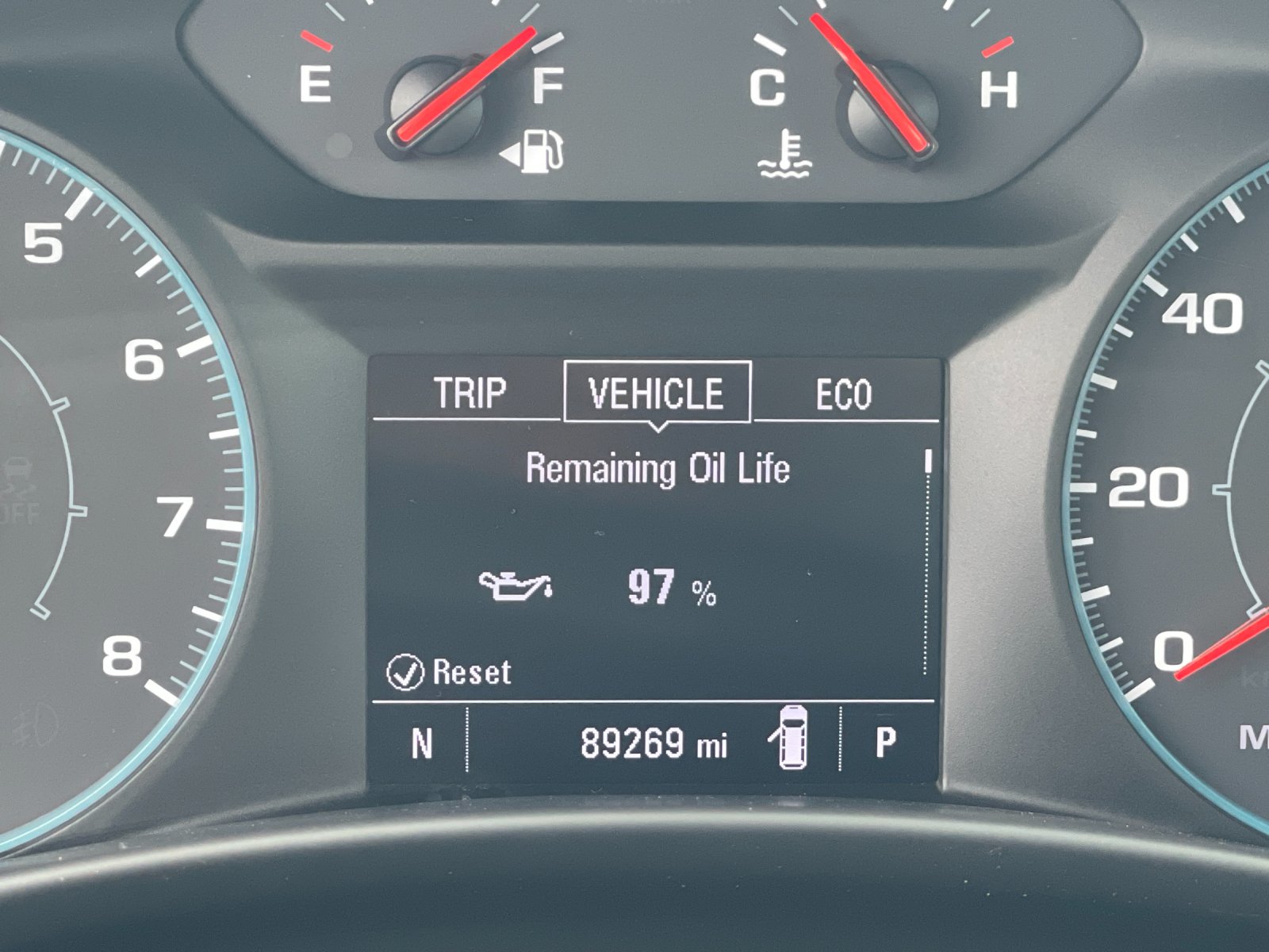 Used 2022 Gray Chevrolet LS image 29