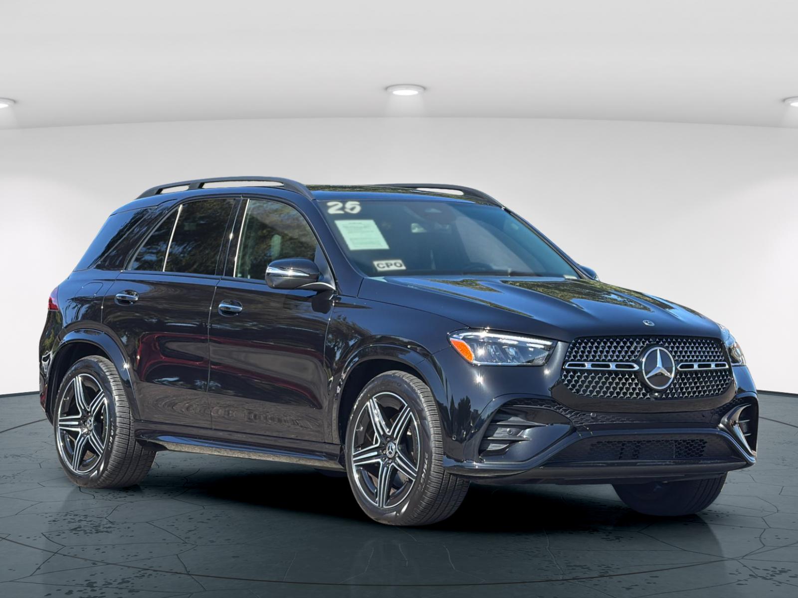 Certified Used 2025 Obsidian Black Metallic Mercedes-Benz GLE 450 4D Sport Utility 4MATIC® image 9