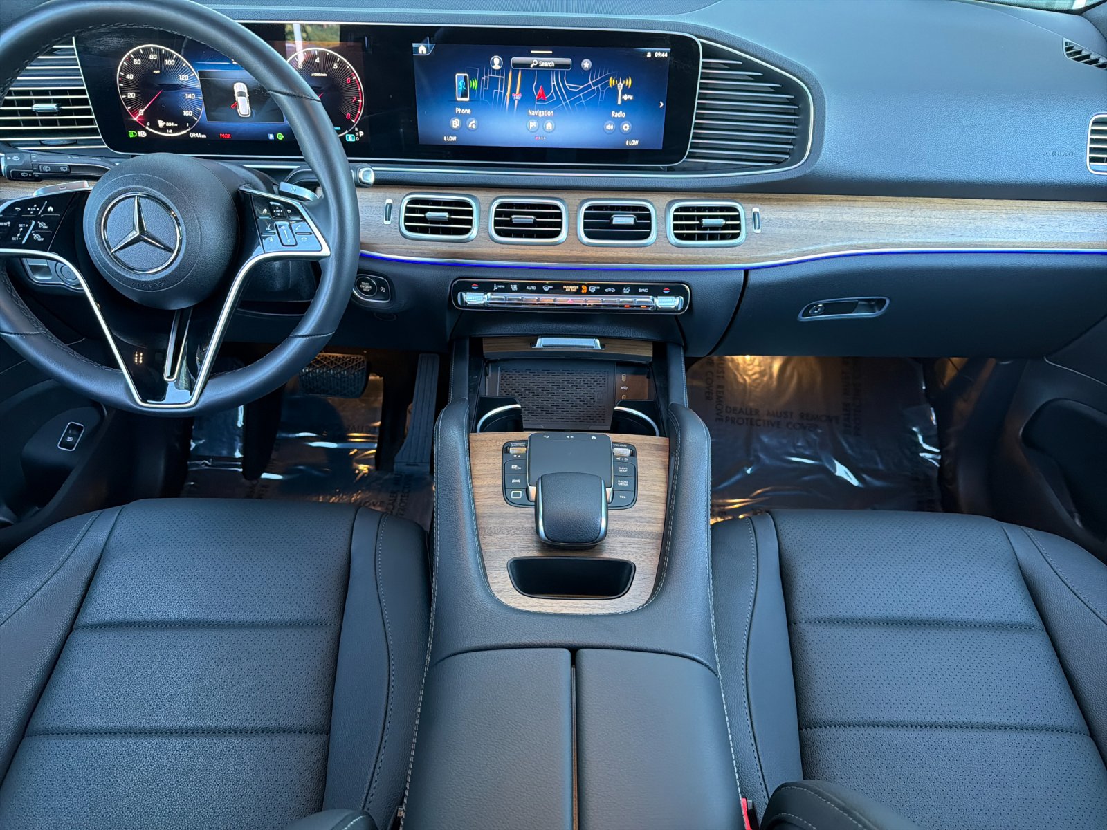 Certified Used 2025 Obsidian Black Metallic Mercedes-Benz GLE 450 4D Sport Utility 4MATIC® image 17