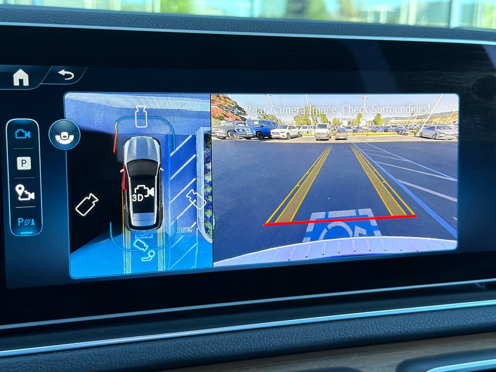 Certified Used 2025 Obsidian Black Metallic Mercedes-Benz GLE 450 4D Sport Utility 4MATIC® image 26